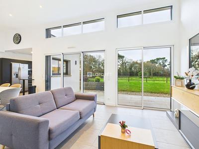 Maison - 115 m² - 6 pièces