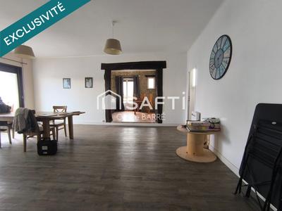 Immeuble - 244 m² - 7 pièces