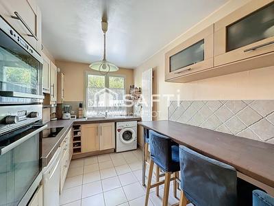 Maison - 103 m² - 5 pièces