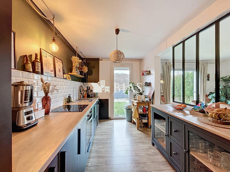 Maison - 82 m² - 5 pièces