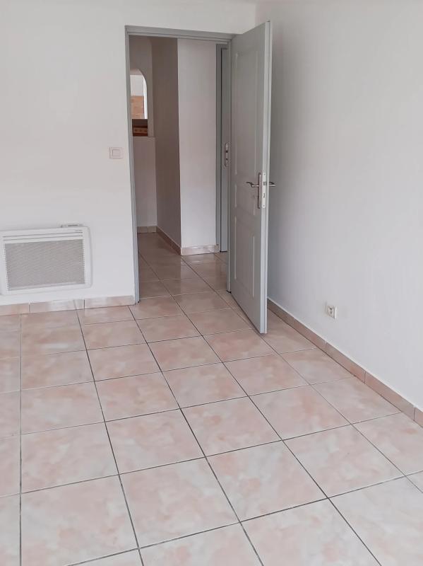 Appartement - 60 m² - 4 pièces