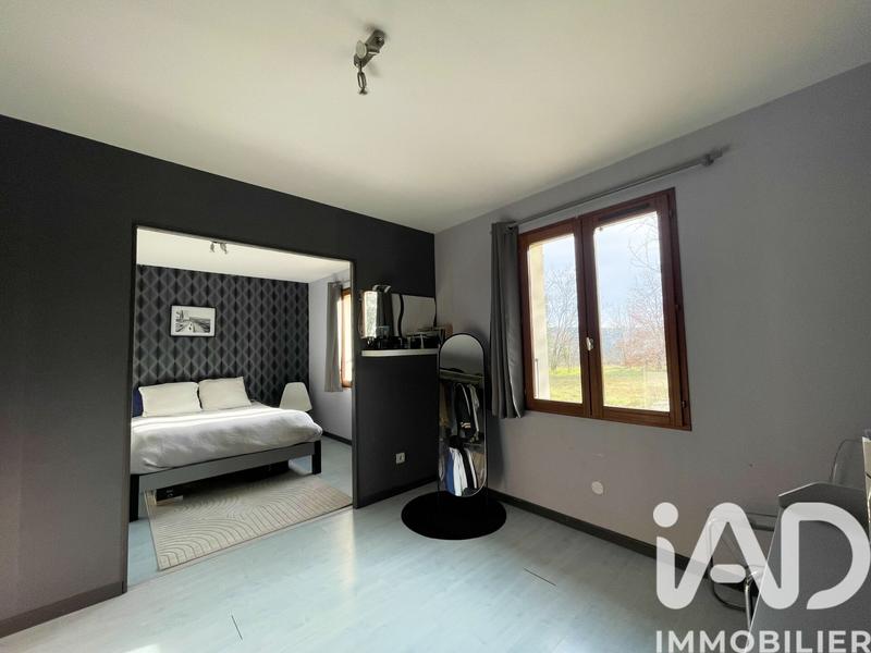 Maison - 137 m² - 5 pièces