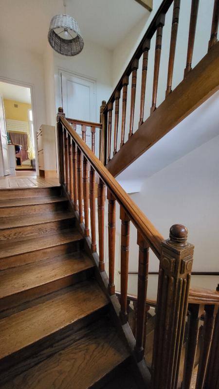 Maison - 236 m² - 10 pièces