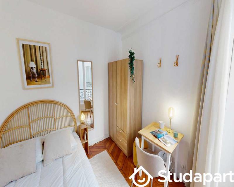 Chambre - 50 m² - 1 pièce