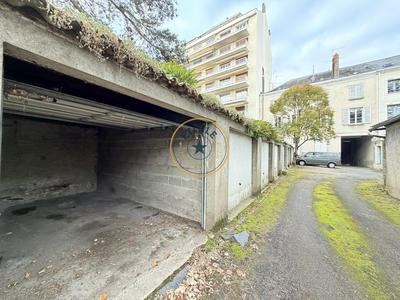 Parking / Garage - 14 m²