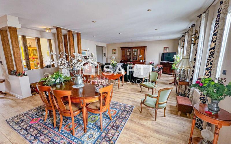 Appartement - 321 m² - 8 pièces