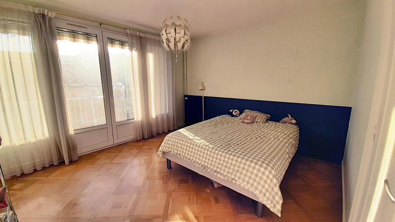 Appartement - 96 m² - 4 pièces