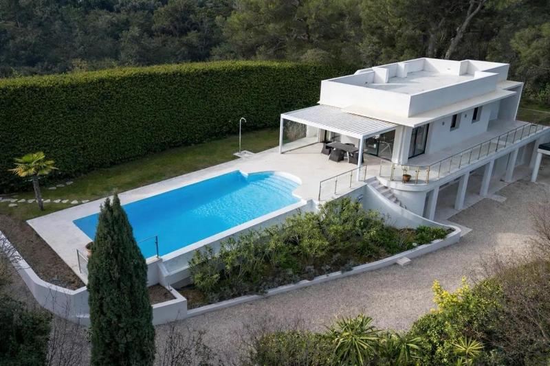 Villa - 160 m² - 6 pièces