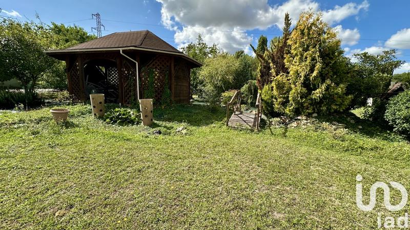 Maison - 220 m² - 8 pièces