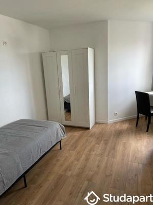 Chambre - 10 m² - 1 pièce