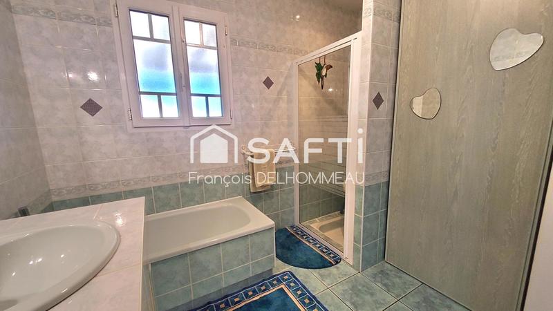 Maison - 180 m² - 7 pièces