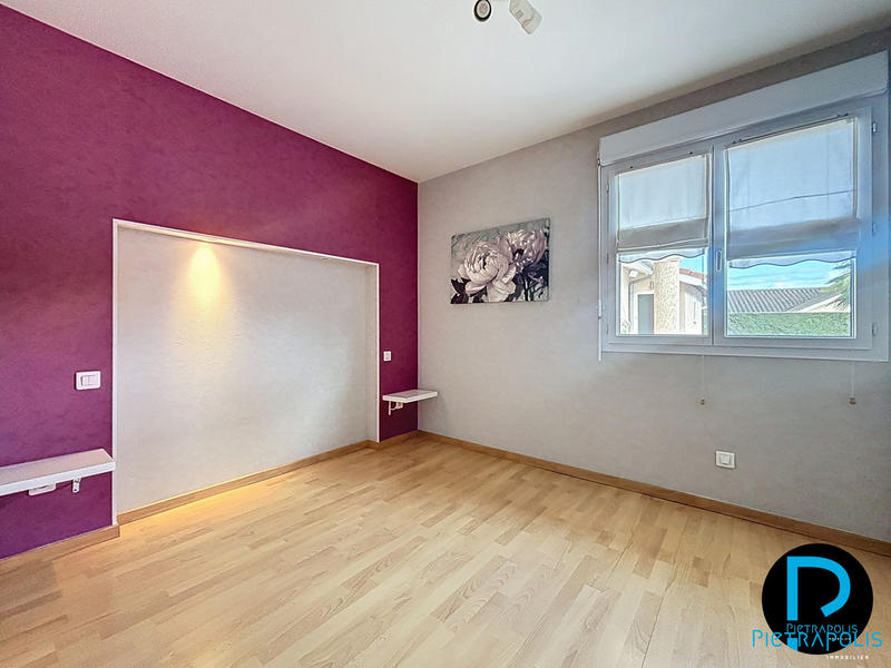 Maison - 94 m² - 5 pièces