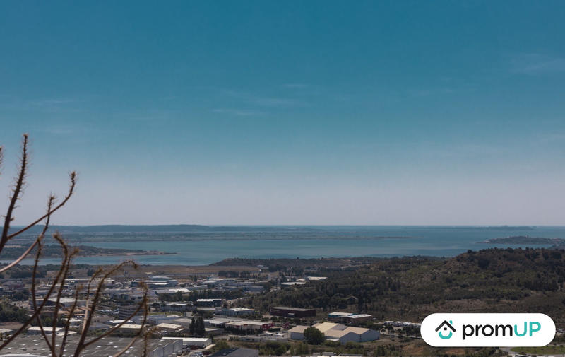 Maison - 330 m² - 6 pièces