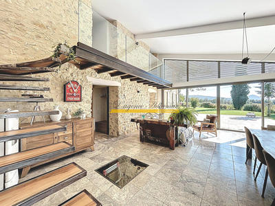 Maison - 194 m² - 7 pièces