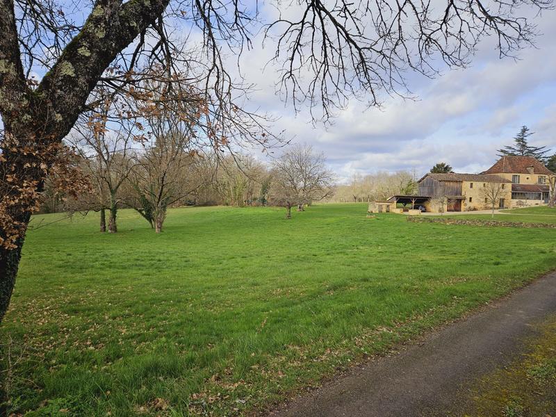 Maison traditionnelle - 287 m² - 9 pièces