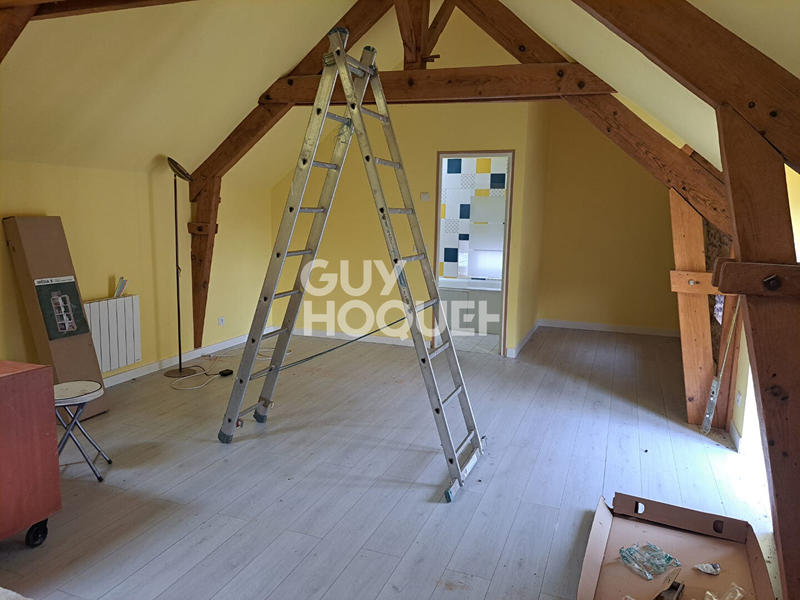 Maison - 242 m² - 8 pièces