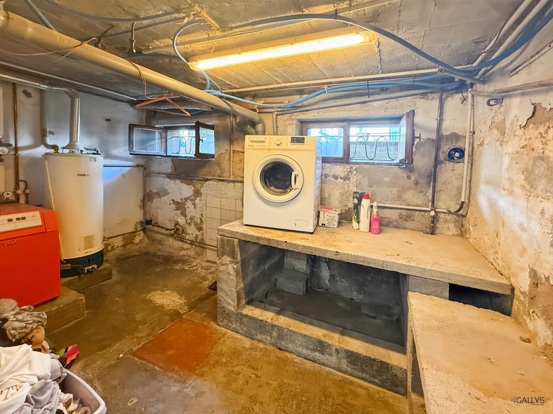 Maison - 144 m² - 7 pièces