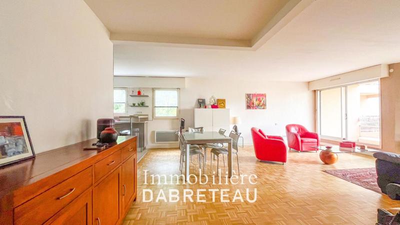Appartement - 133 m² - 5 pièces