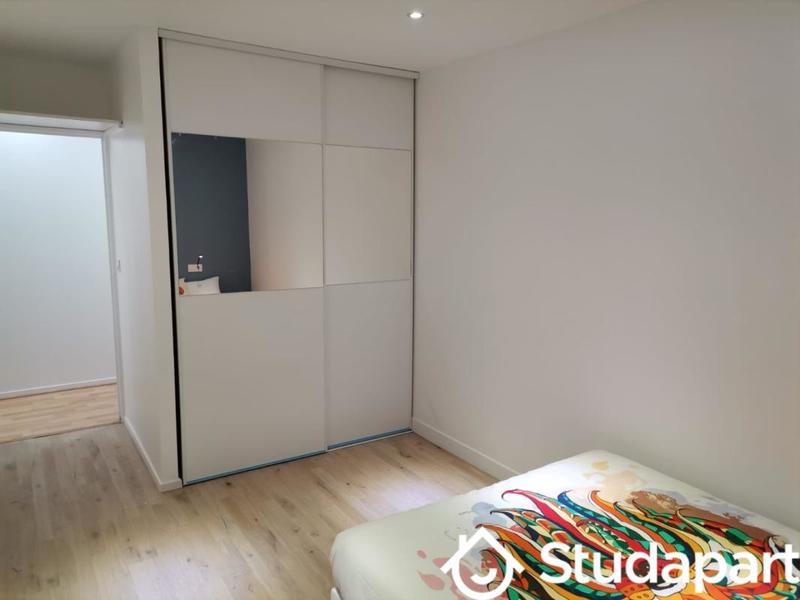 Chambre - 11 m² - 1 pièce