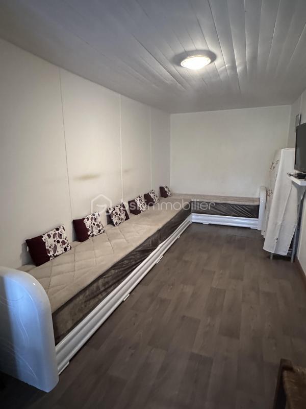 Villa - 160 m² - 9 pièces