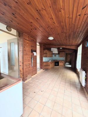 Maison - 144 m² - 5 pièces