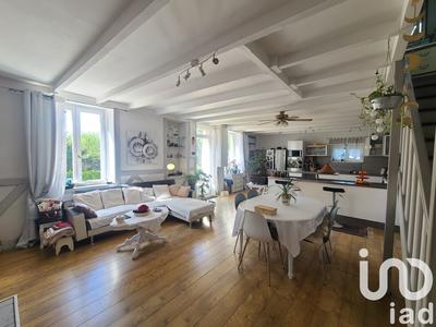 Maison - 208 m² - 5 pièces