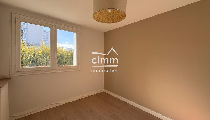 Appartement - 89 m² - 4 pièces