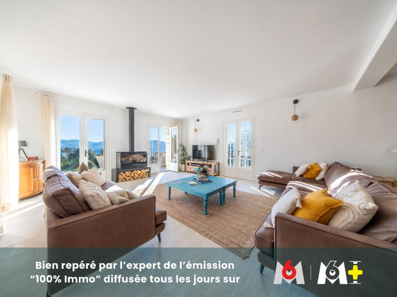 Maison - 345 m² - 10 pièces