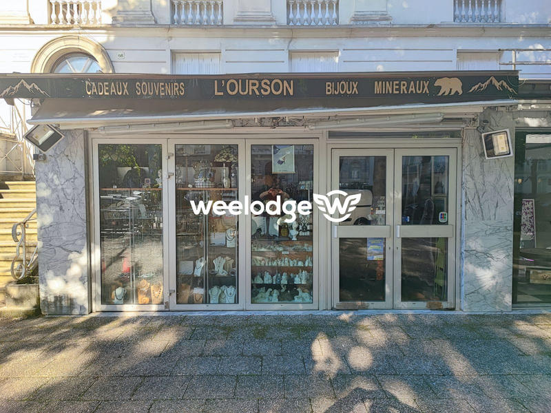 Local commercial - 64 m² - 3 pièces