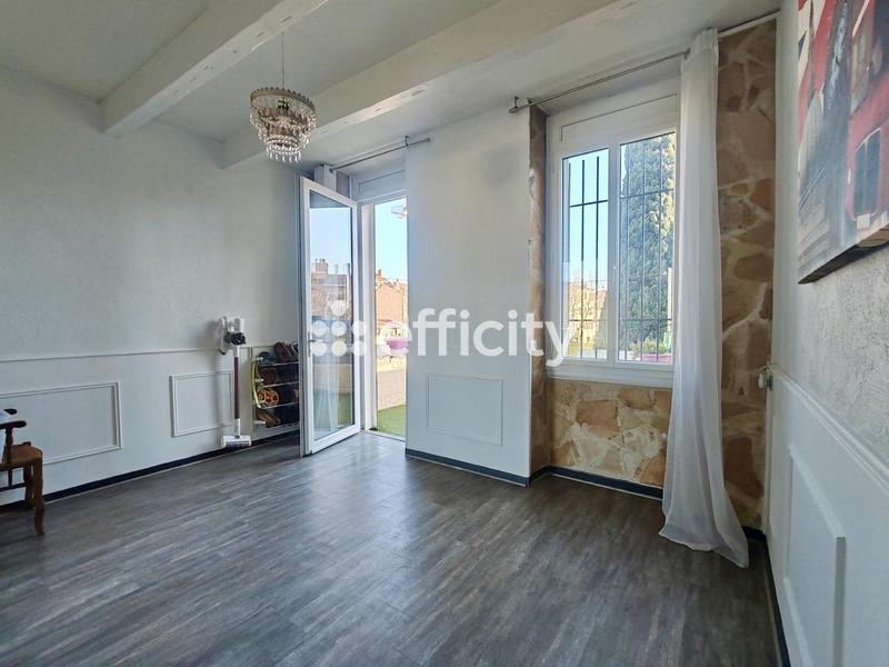 Maison - 108 m² - 4 pièces