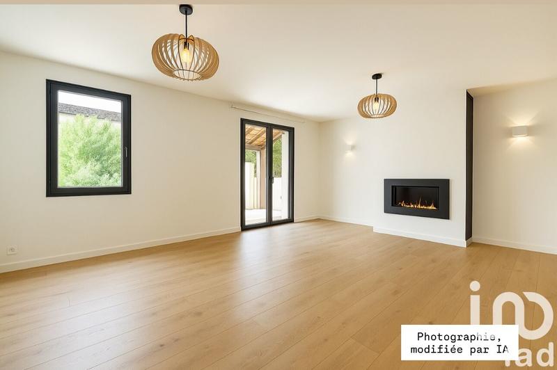 Maison - 99 m² - 5 pièces