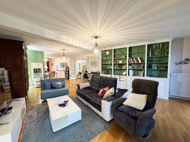 Appartement - 117 m² - 3 pièces