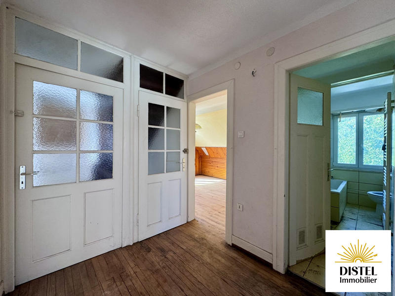 Maison - 167 m² - 8 pièces