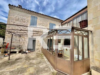 Propriété - 300 m² - 11 pièces