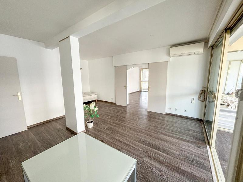 Appartement - 80 m² - 3 pièces