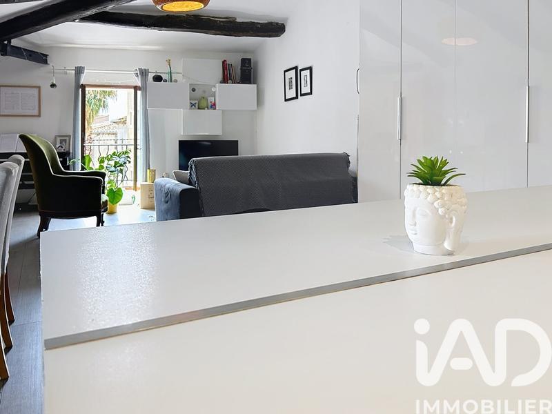 Appartement - 64 m² - 3 pièces