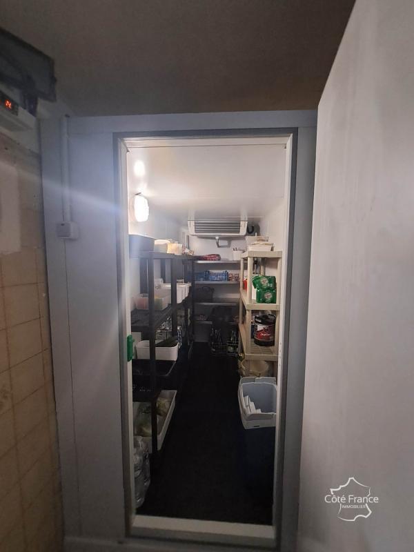 Fonds de commerce - Local commercial - 217 m²