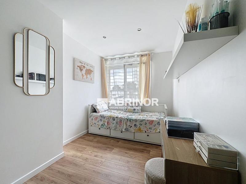 Maison - 101 m² - 5 pièces