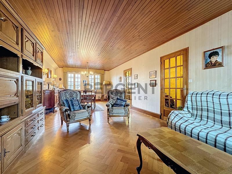 Maison - 97 m² - 6 pièces