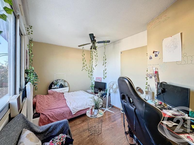 Appartement - 103 m² - 5 pièces