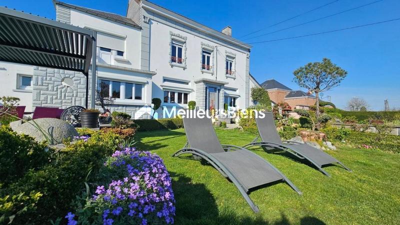 Maison - 164 m² - 7 pièces