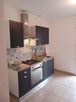 Demeure - 60 m² - 3 pièces