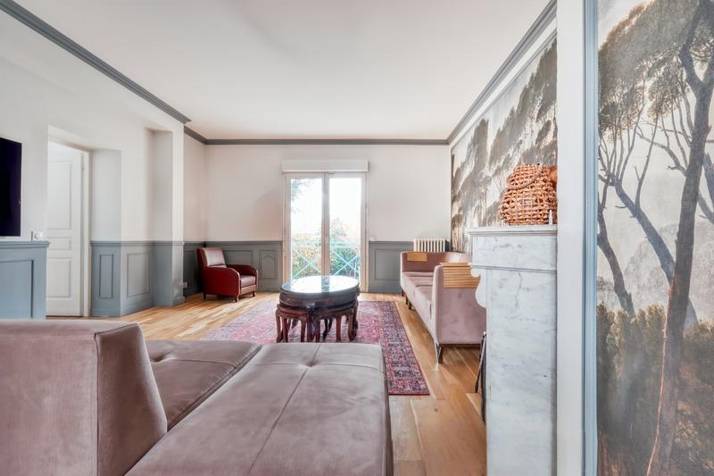 Maison bourgeoise - 260 m² - 9 pièces