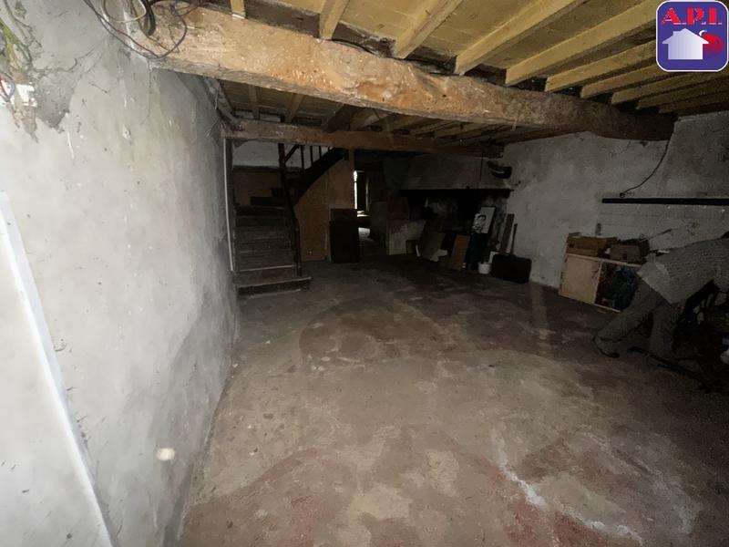 Maison - 216 m² - 8 pièces