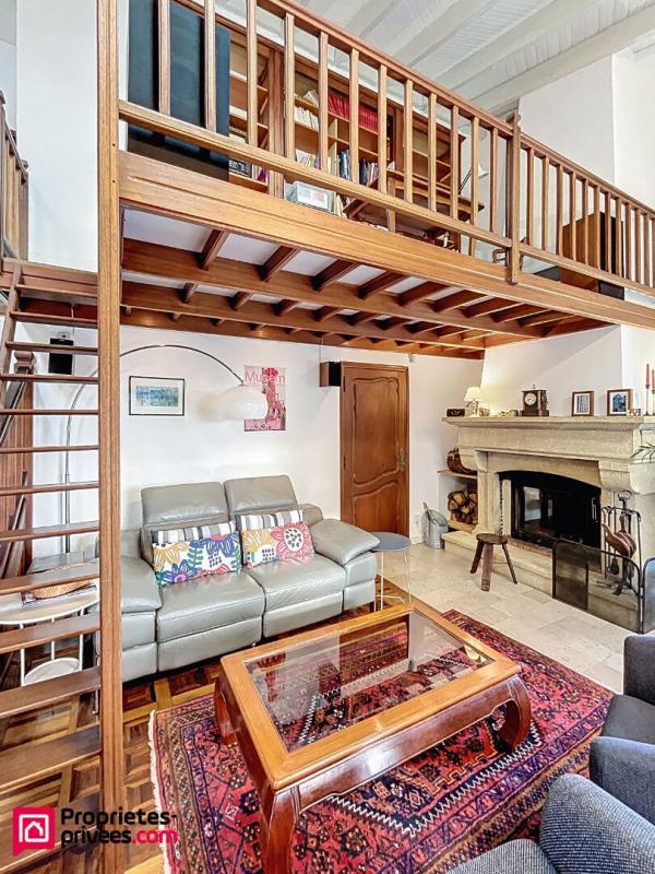 Villa - 213 m² - 6 pièces