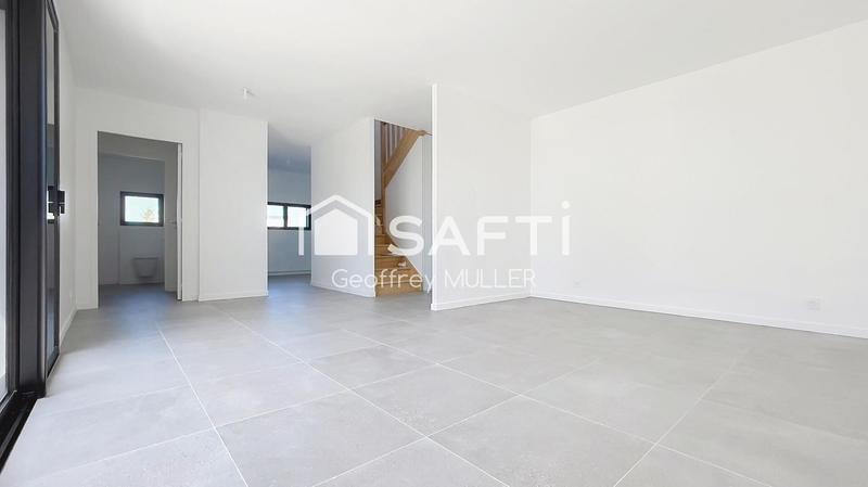 Maison - 103 m² - 5 pièces