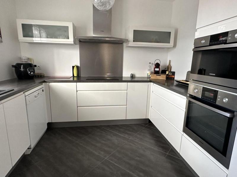 Maison - 145 m² - 5 pièces