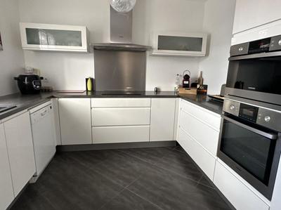 Maison - 145 m² - 5 pièces