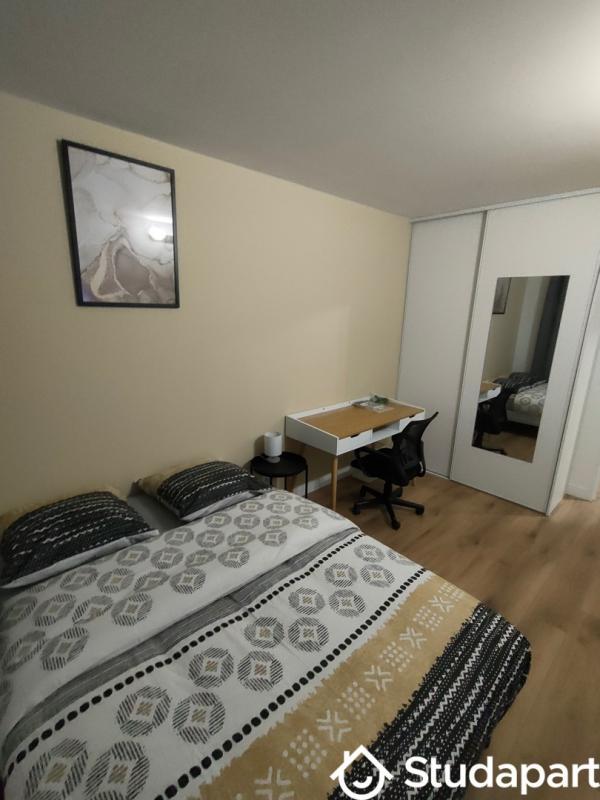 Chambre - 9 m² - 1 pièce