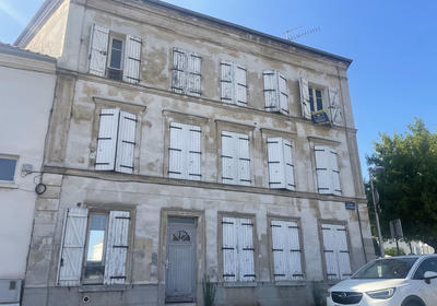 Immeuble - 265 m² - 13 pièces